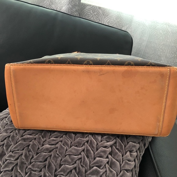 SOLD🎄✨LOUIS VUITTON CABAS MEZZO✨🎄🎁🎁🎁 - Picture 10 of 15